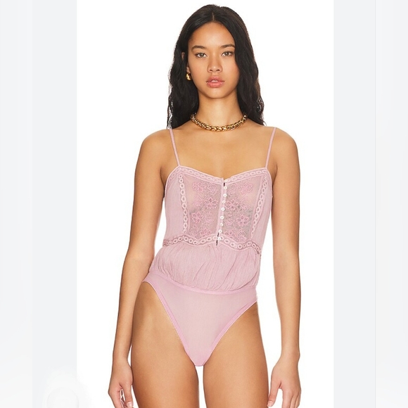 Free People Still The One Bodysuit. Size M. NWT 🔥🔥🔥🔥🔥 - Picture 2 of 13
